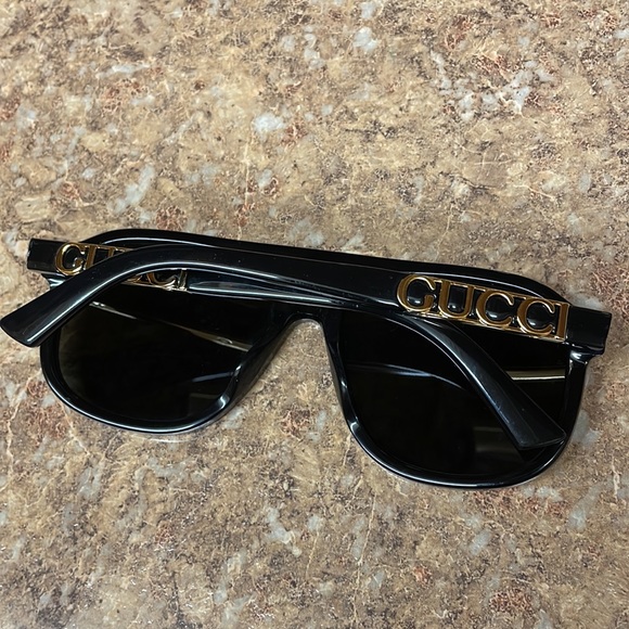 Gucci aviator sunglasses - Picture 2 of 9